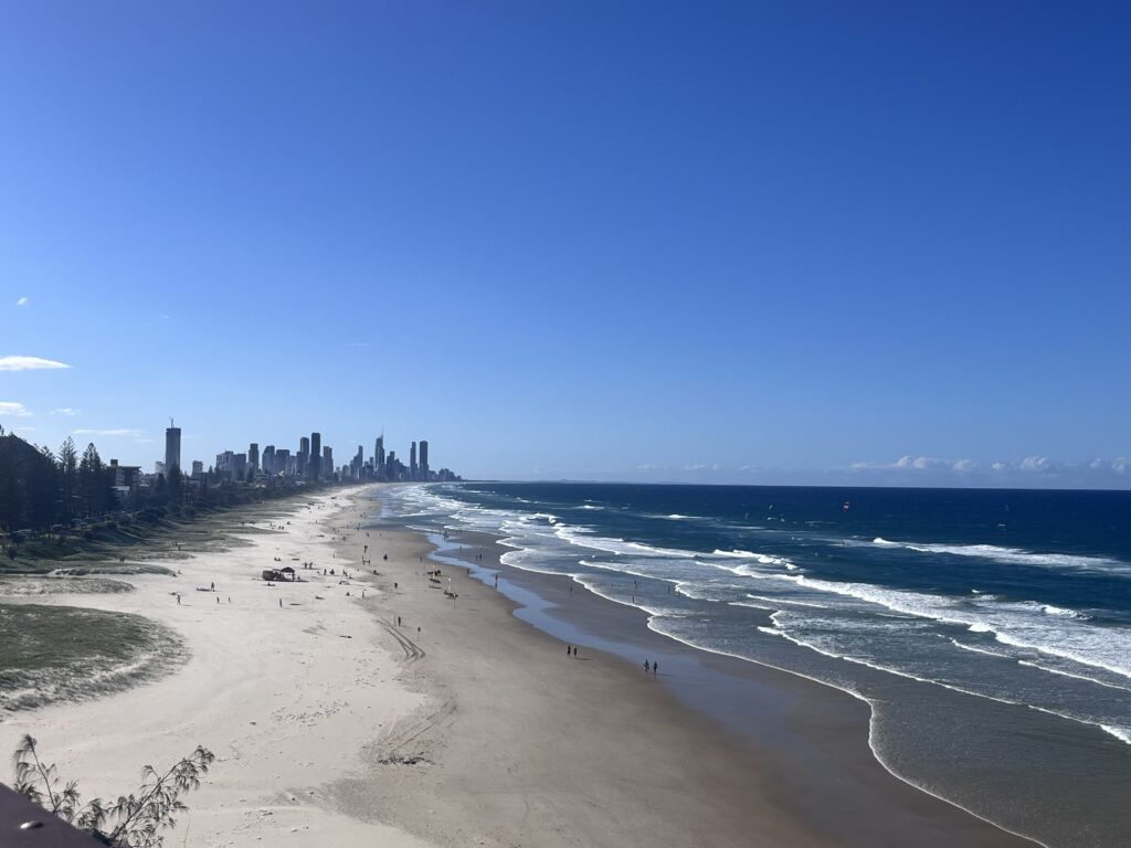 Plage de Gold Coast en Australie
